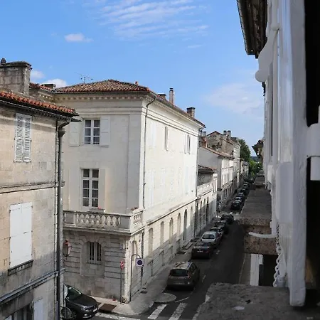 Appart hôtel Appartement Iėna - Angoulême centre